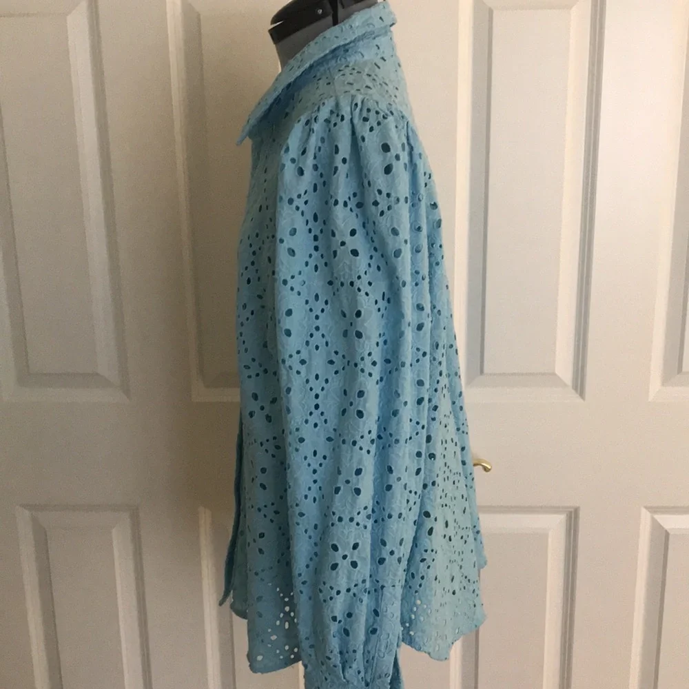 On 34th Blue Cool Eyelet Blouse Top Spring Plus Size Curve Loving Size… - Picture 4 of 15